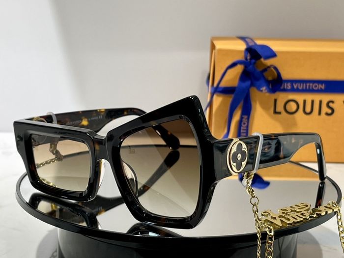 Louis Vuitton Sunglasses Top Quality LVS00035